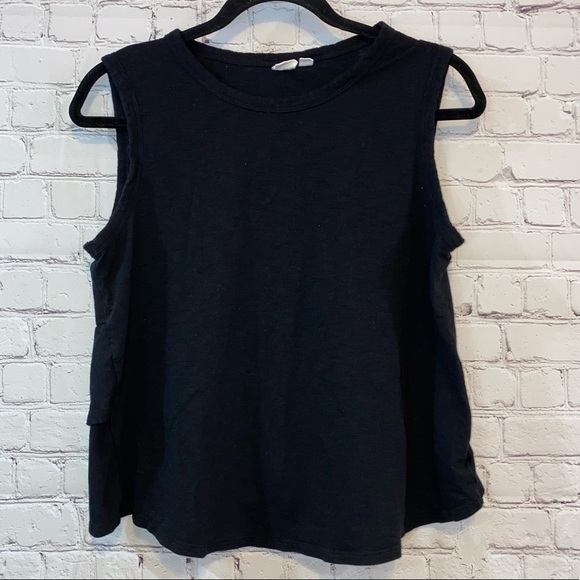 🇺🇸 Gap True Black Sleeveless Ruffle Back Top - Picture 2 of 9